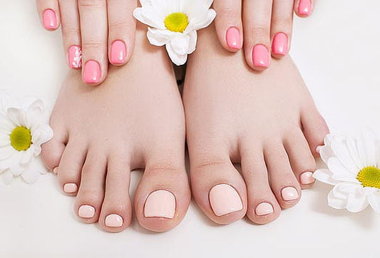 Gel manicure + Pedicure